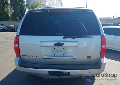 2013 Chevrolet Suburban 1500 Ls z USA, uszkodzony, nr VIN 1GNSCHE02DR279905